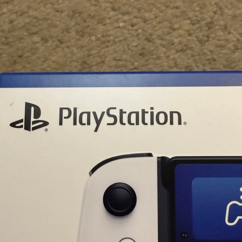 Sony PlayStation Backbone Controller - Black and White USB-C